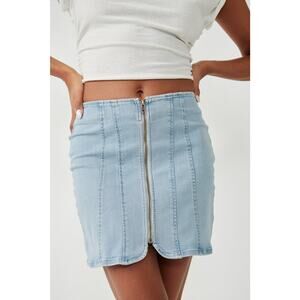 Free People Layla High Waisted Slim Fit Denim Mini Skirt Light Blue 6